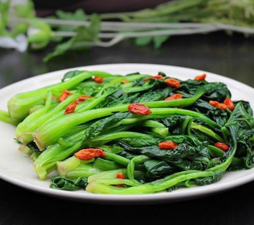 菠菜是补铁的吗(菠菜补铁是几价铁)-硒宝网