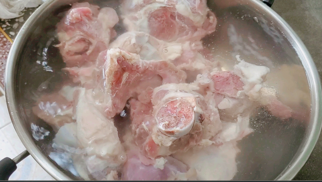 吃牛肉补铁吗(牛肉补铁补血吗)-硒宝网