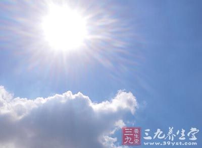 晒太阳为什么能补钙（晒太阳补钙会不会晒黑）-硒宝网