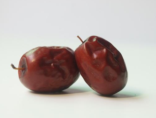 吃啥补铁补血最快最好(补血的铁剂吃完之后副作用)-硒宝网