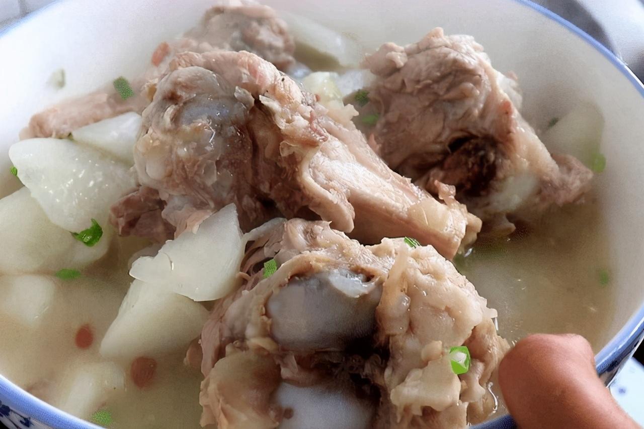 喝酸奶补钙吗(喝酸奶补钙不)-硒宝网