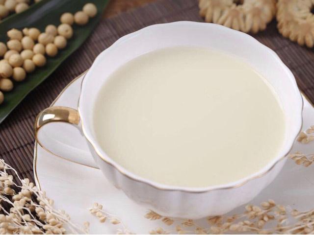 喝豆浆能补钙吗(豆浆能喝补钙口服液吗)-硒宝网