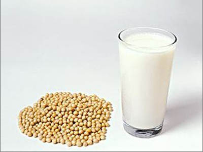 喝豆浆能补钙吗(豆浆能喝补钙口服液吗)-硒宝网