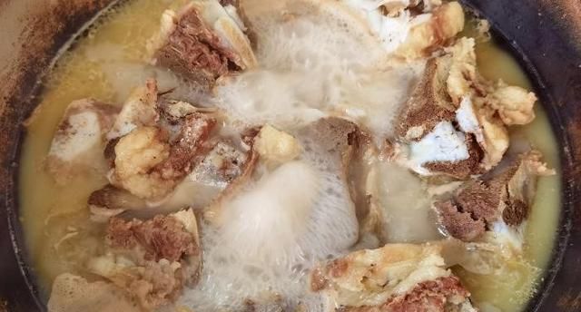 牛骨汤补钙吗（牛骨汤补钙）-硒宝网