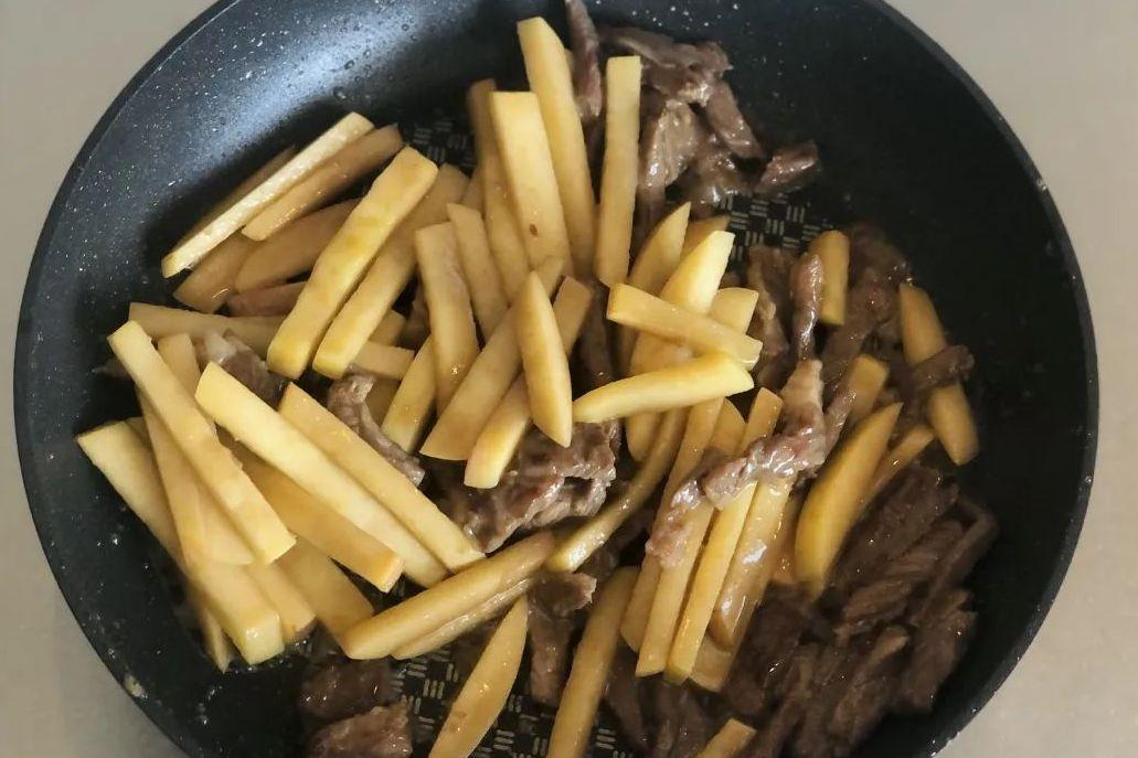 牛肉可以补铁吗（牛肉补铁补血）-硒宝网