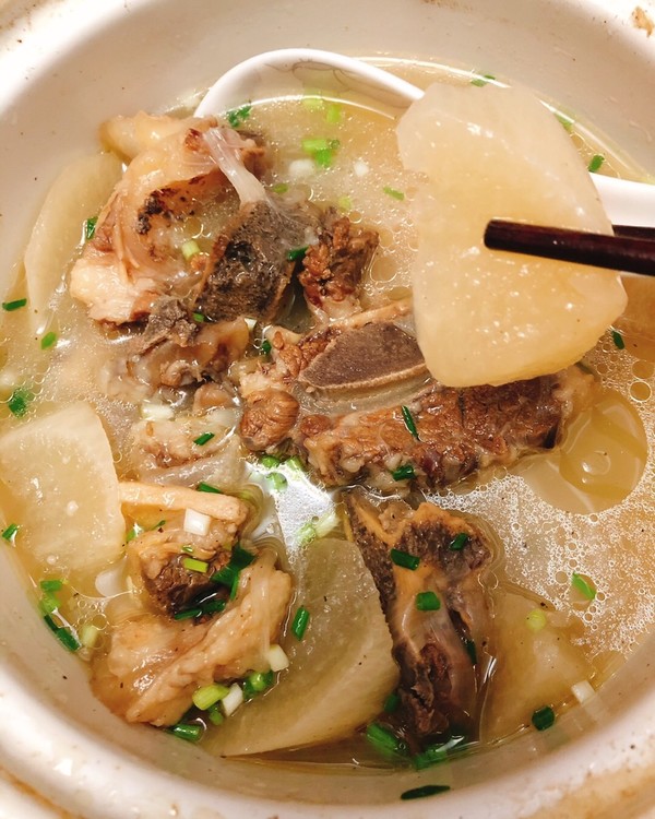 牛骨和什么煲汤最补钙(补钙牛骨汤的做法大全)-硒宝网