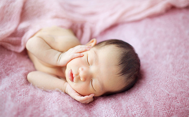 秋天几点晒太阳最补钙（晒秋天补钙太阳好吗）-硒宝网