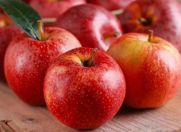 吃锌硒宝发烧（小孩发烧吃锌和维c哪个好）-硒宝网