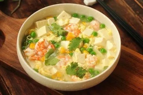 鲫鱼豆腐汤补钙吗（豆腐鲫鱼汤能补钙吗）-硒宝网