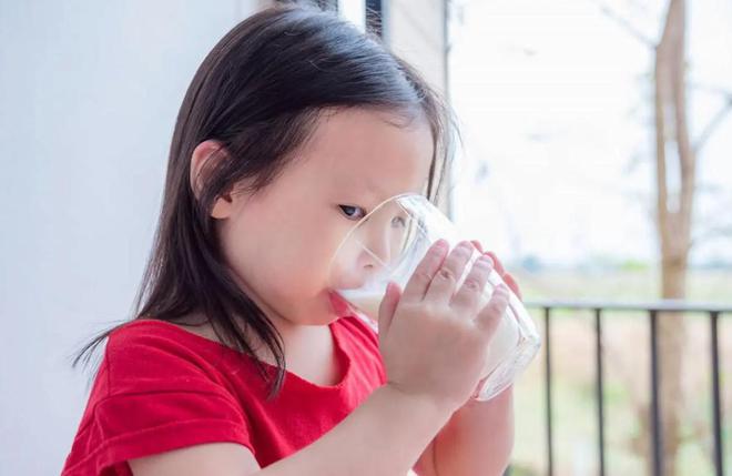 儿童补钙可以长高吗(长高补钙儿童可以喝牛奶吗)-硒宝网