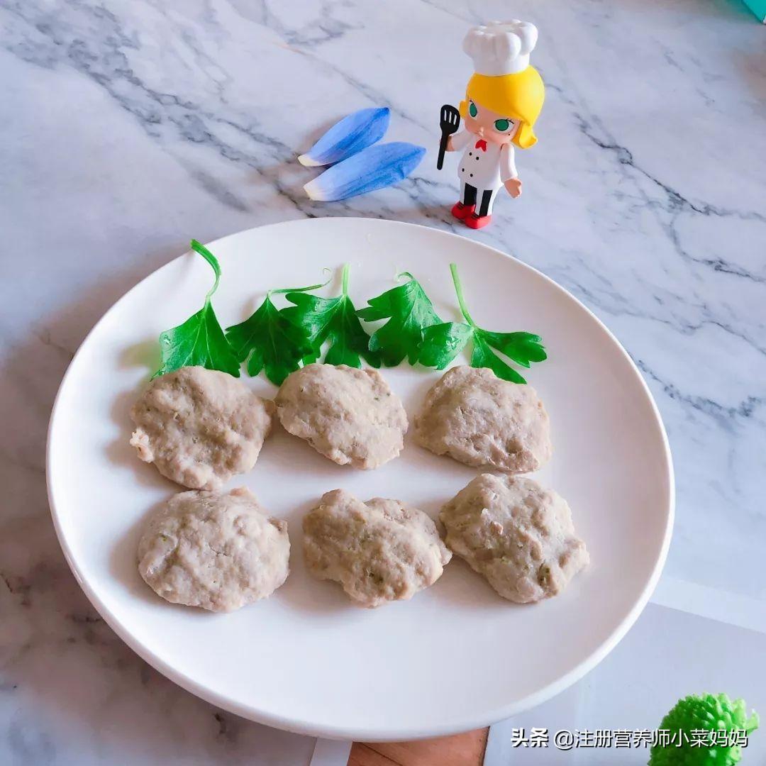 宝宝吃什么补铁（宝宝吃补铁的药大便绿色正常吗）-硒宝网