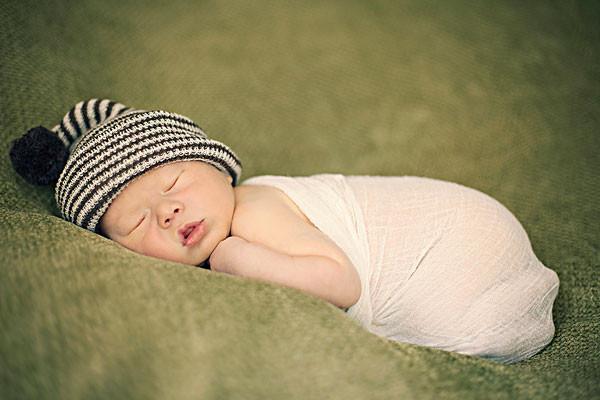 婴儿多大开始补钙（多大婴儿开始补钙最好）-硒宝网