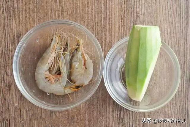 鲫鱼豆腐汤补钙吗（豆腐鲫鱼汤补钙吗）-硒宝网