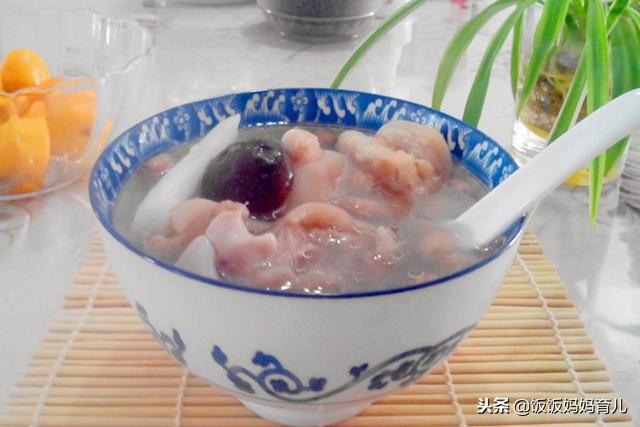 鲫鱼豆腐汤补钙吗（豆腐鲫鱼汤补钙吗）-硒宝网