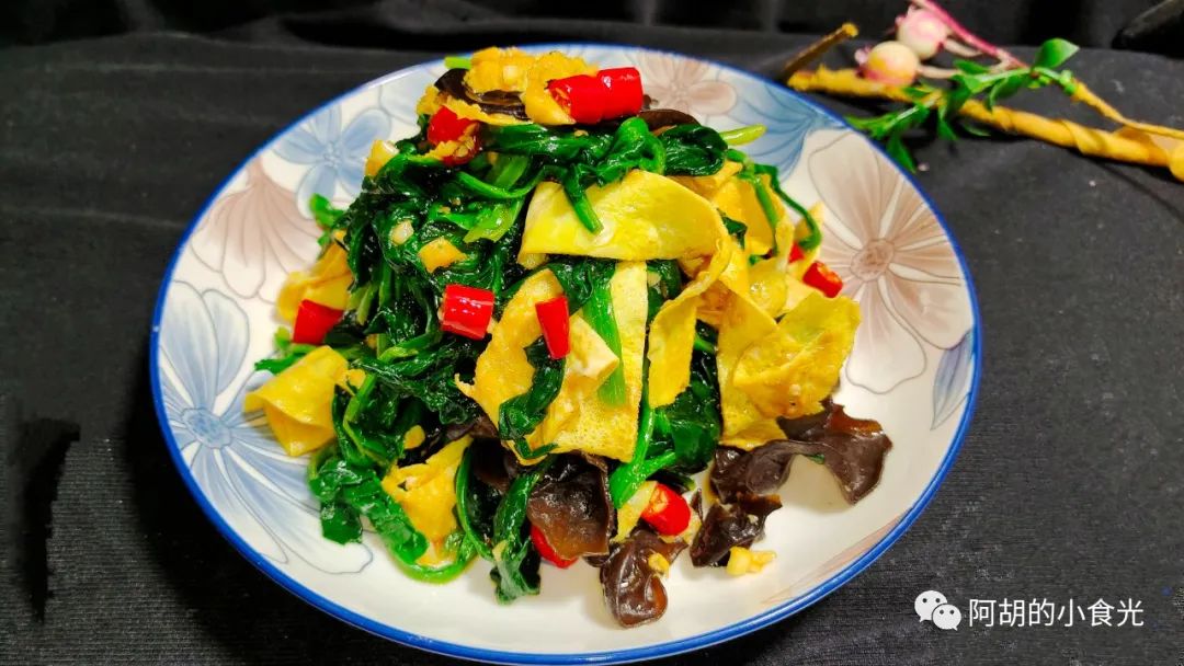 木耳补铁吗(木耳补铁效果怎么样)-硒宝网