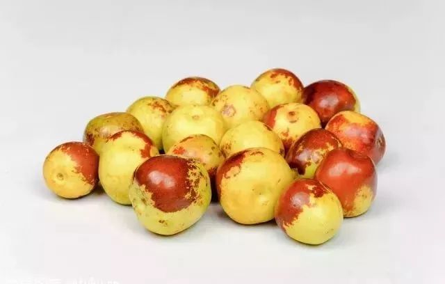 木耳补铁吗(木耳补铁吸收好吗)-硒宝网