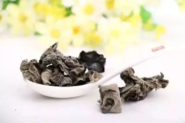 木耳补铁吗(木耳补铁吸收好吗)-硒宝网