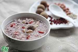 老人补钠的十种最佳食物（老人补钠的食物有哪些）-硒宝网