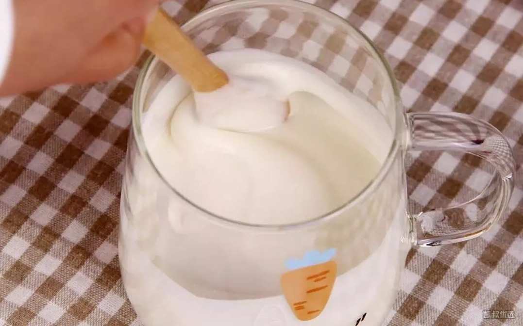 婴儿几个月补钙（补钙婴儿）-硒宝网