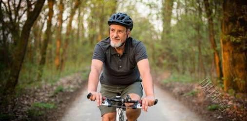 尿酸高能吃钙片补钙吗(补钙尿酸吃钙片高能喝牛奶吗)-硒宝网