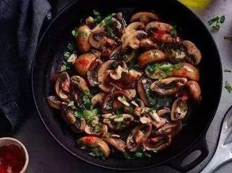 补铁便秘怎么办（便秘补铁）-硒宝网