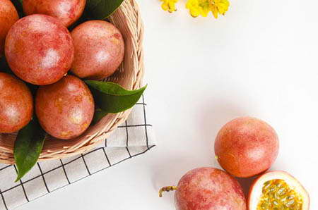 补铁补血口服液（口服补血液补铁有用吗）-硒宝网