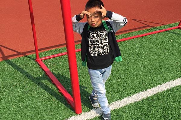 新生儿几个月开始补钙（新生儿钙应该是补到什么时候）-硒宝网