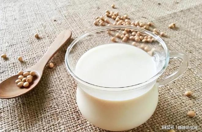 喝豆浆可以补钙吗(豆浆喝补钙可以一起吃吗)-硒宝网