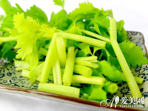 十大补钙汤(汤补钙吗吃氨糖补钙吗氨糖)-硒宝网