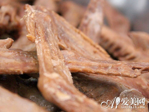 十大补钙汤(汤补钙吗吃氨糖补钙吗氨糖)-硒宝网