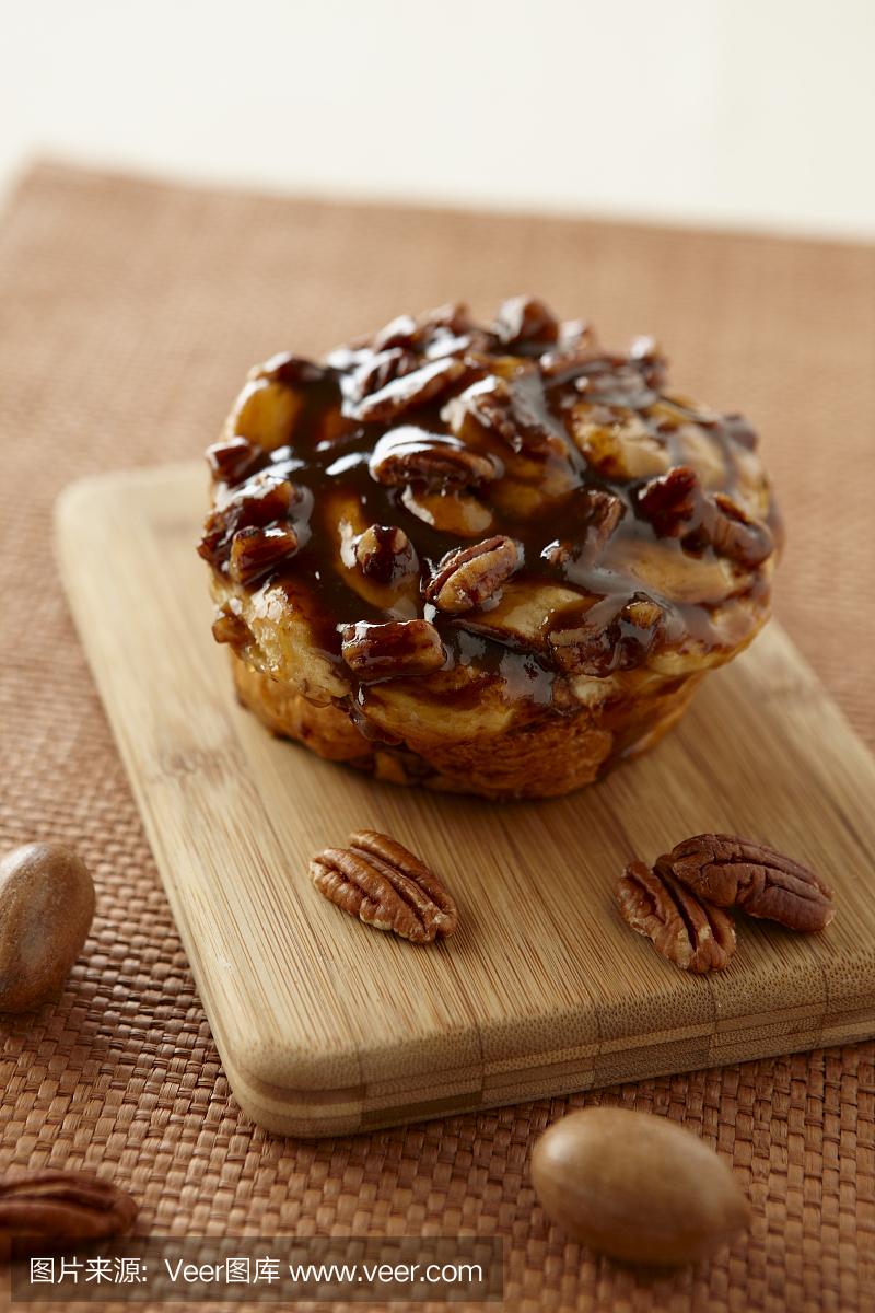 胡萝卜生吃补硒（生胡萝卜补什么维生素）-硒宝网