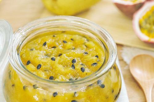 胡萝卜生吃补硒（生胡萝卜补什么维生素）-硒宝网