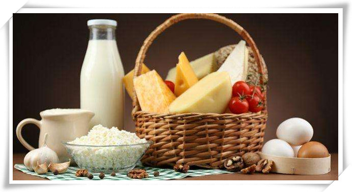 纯牛奶能补钙吗(喝牛奶可以补钙)-硒宝网