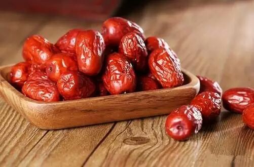 吃什么补铁快(吃补铁的药大便是绿色的正常吗)-硒宝网