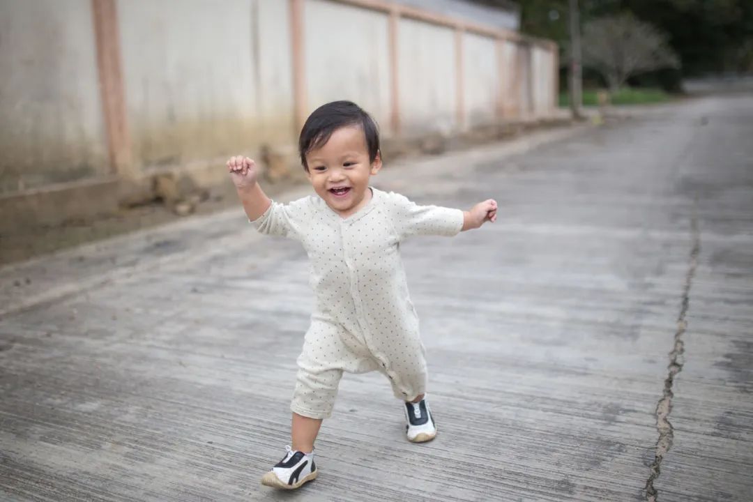 宝宝几个月需要补钙(补钙宝宝需要月子吃吗)-硒宝网