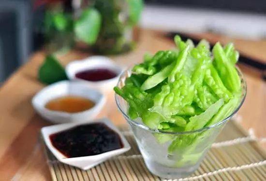 鸡肉可以补硒吗（鸡肉补硒吗）-硒宝网