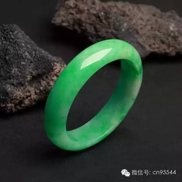 戴玉石能补硒吗（玉石能戴补硒的东西吗）-硒宝网