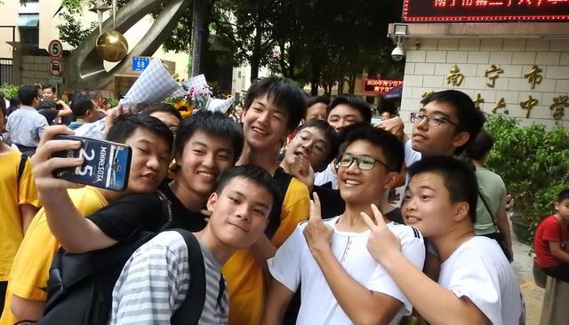 15岁初中生什么补钙好(初中生补钙)-硒宝网