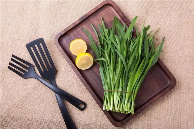 吃桑葚干补硒吗(桑葚能补)-硒宝网