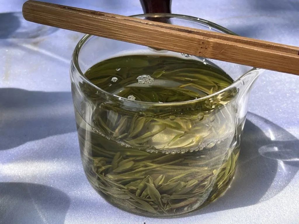 开阳富硒茶特点(富硒茶叶的介绍)-硒宝网