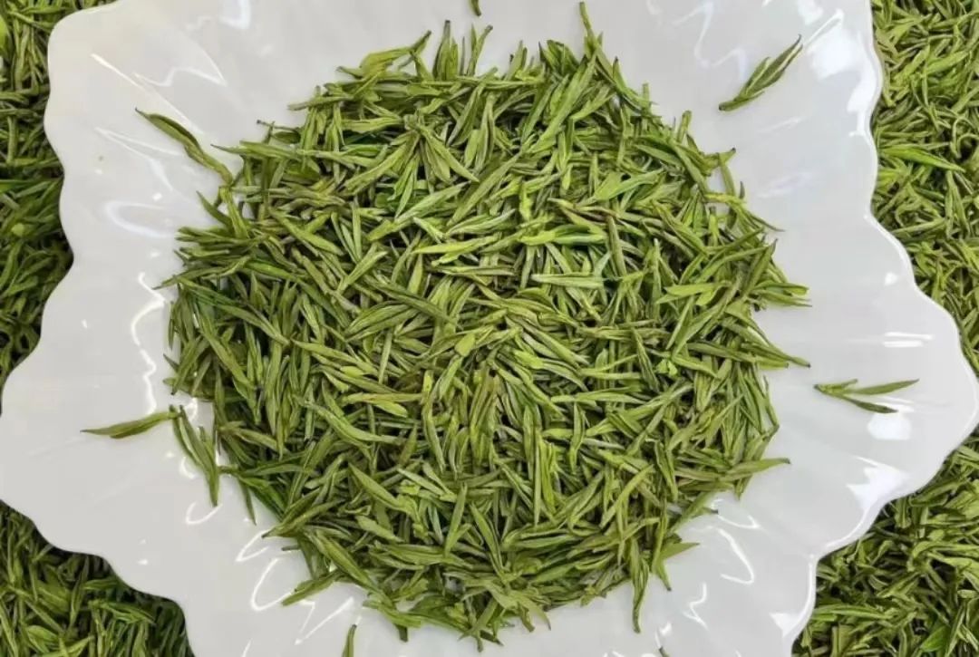 富硒茶冲泡颜色(冲泡茶颜色富硒的作用)-硒宝网