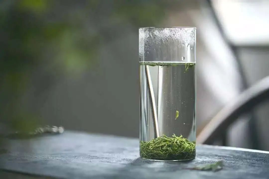 富硒茶冲泡颜色（冲泡茶颜色富硒含量）-硒宝网