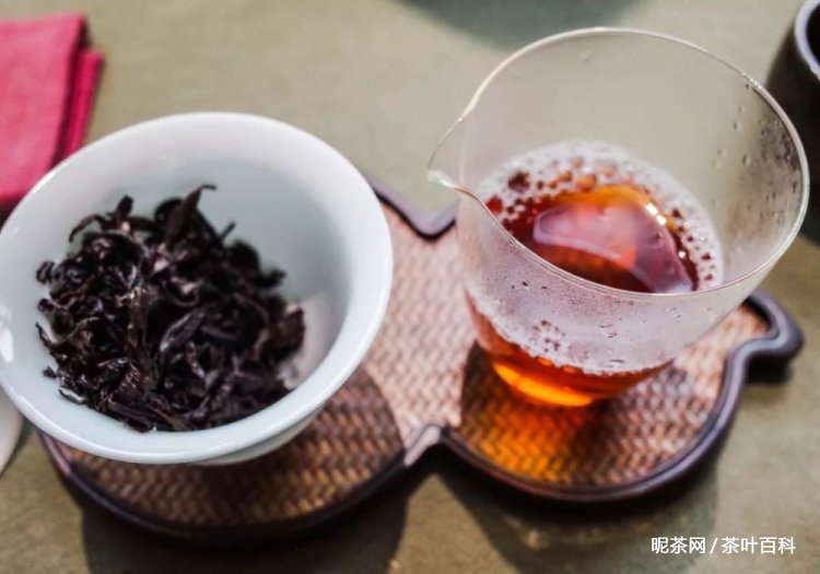 石台富硒茶特点(石台富硒茶叶)-硒宝网