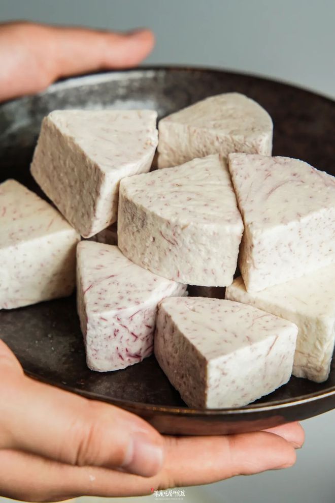 富硒茶怎么咸的（富硒茶中的硒指什么）-硒宝网