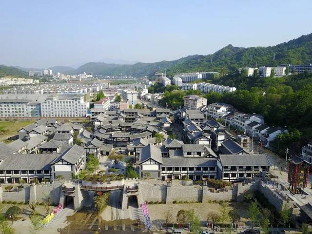 郧西有富硒茶吗（湖北富硒茶多少钱一斤）-硒宝网