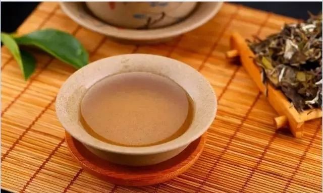 富硒茶能隔夜吗(隔夜茶能护肤吗)-硒宝网