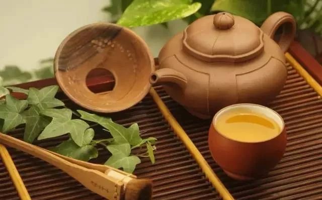 富硒茶能隔夜吗(隔夜茶能护肤吗)-硒宝网