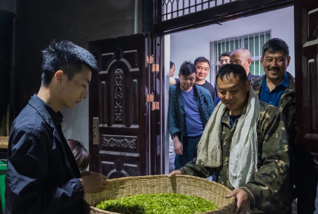 紫阳翠峰富硒茶（紫阳富硒茶园观光）-硒宝网