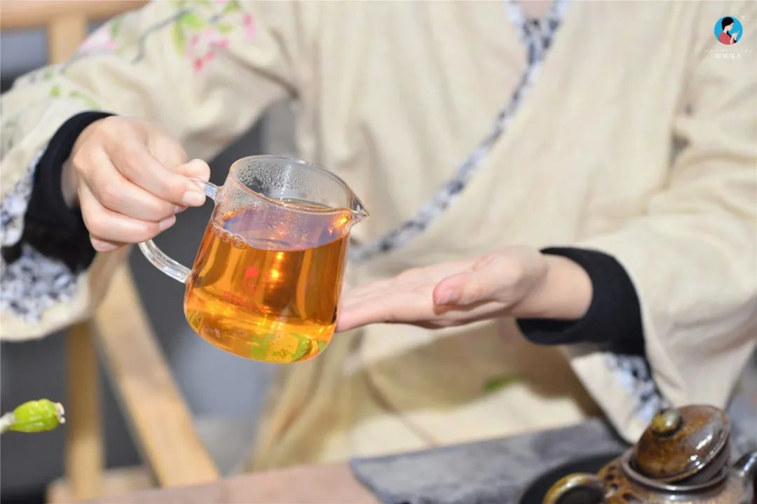 富硒查怎样醒茶（富硒茶有用吗）-硒宝网