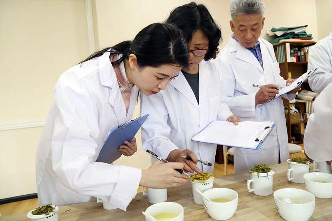 金荣牌富硒贡茶（富硒贡茶是什么茶）-硒宝网